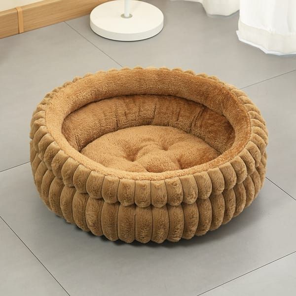 Coffee‑Coloured Plush Round Pet Bed with Removable Cushion, Size M, Thick Warm Dog & Cat Nest, Cosy Soft Sleeping Space for Small to Medium‑Sized Pets