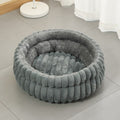 Grey Plush Round Pet Bed with Removable Cushion, Size M, Thick Warm Dog & Cat Nest, Cosy Soft Indoor Sleeping Space for Small to Medium‑Sized Pets