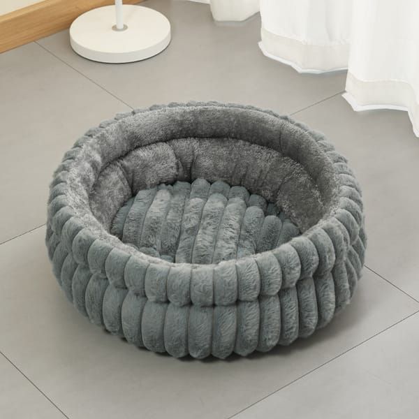 Milky White Plush Round Pet Bed with Removable Cushion, Size S, Thick Warm Dog & Cat Nest, Cosy Soft Indoor Sleeping Space for Small‑Size Pets