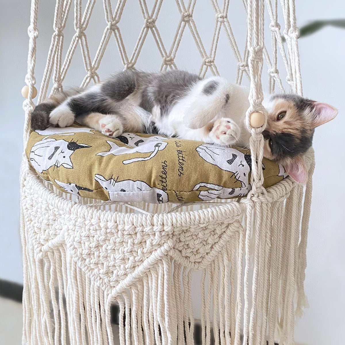 Boho Macrame Hanging Cat Hammock with Wooden Beads and Tassels - 112cm Large Handmade Cotton Rope Cat Swing Round Bed for Indoor Outdoor Cats
